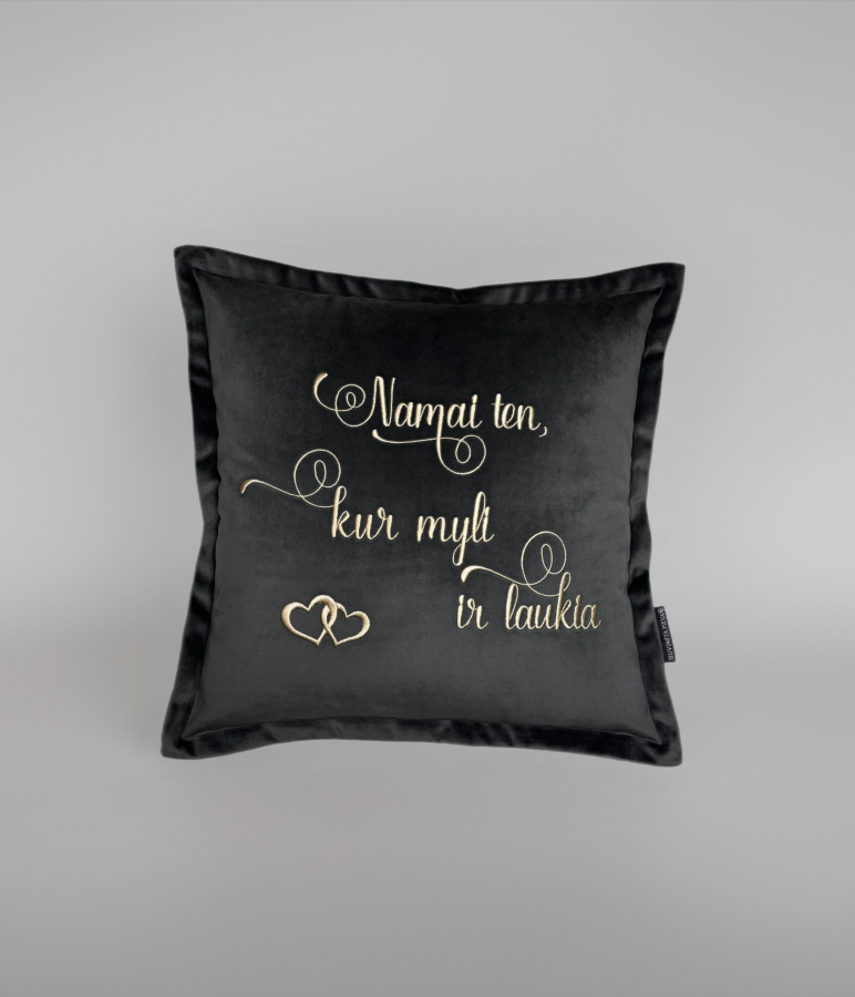 Pagalvėlė “Ten, kur myli ir laukia”