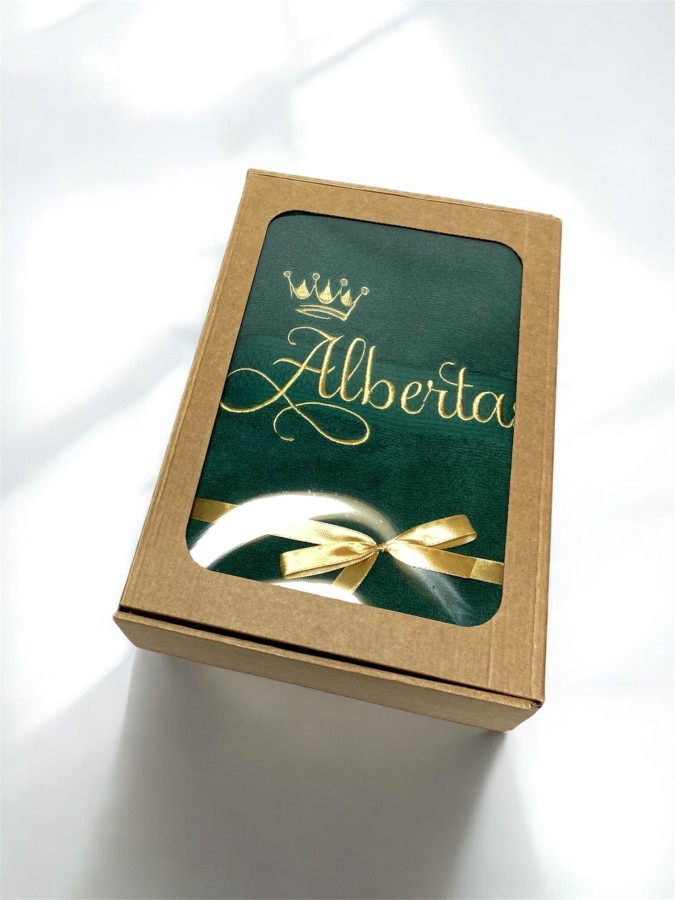 Dėžutė su langeliu rankšluosčiui