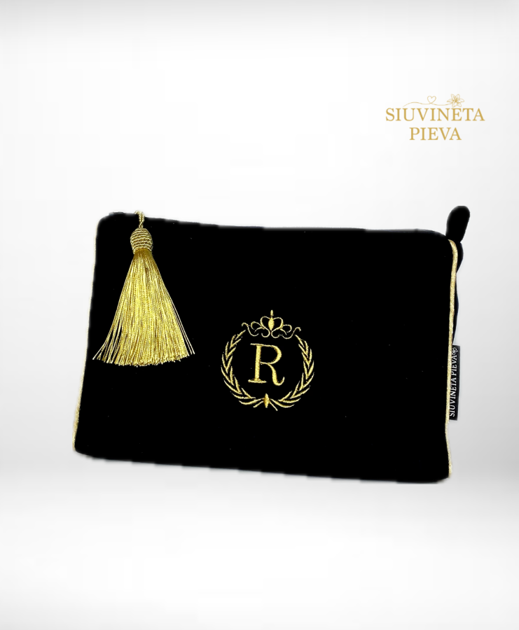 Kosmetinė su inicialu “R”