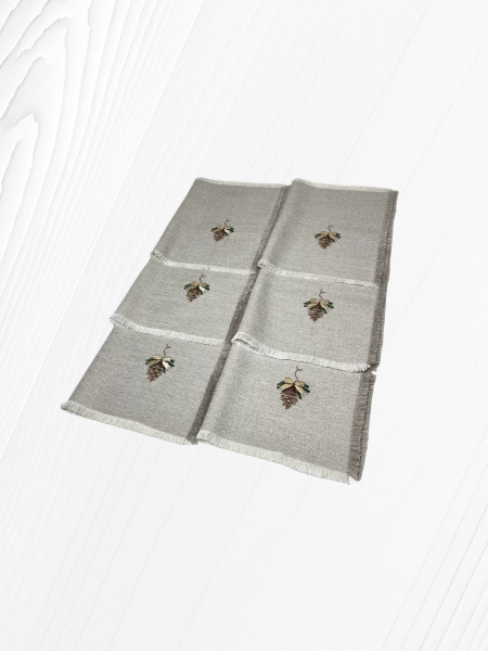 Kalėdiniai stalo takeliai 