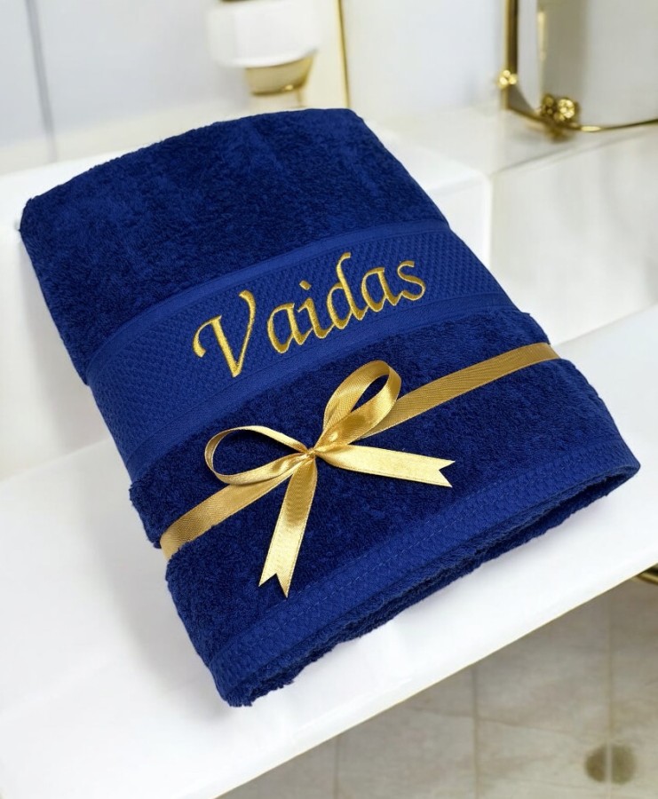  Rankšluostis su vardu (4)