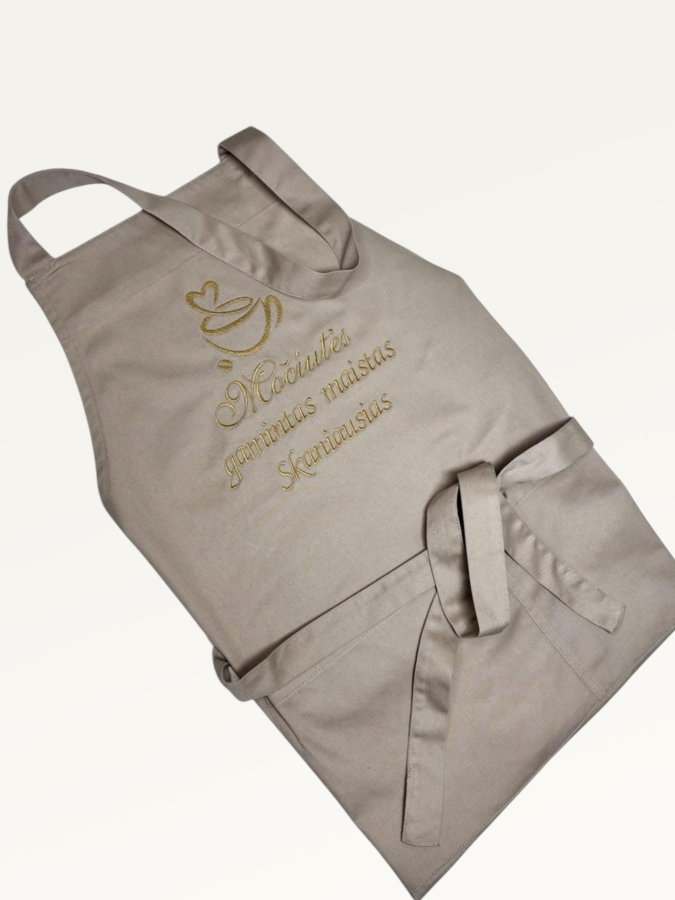 Prijuostė Močiutei