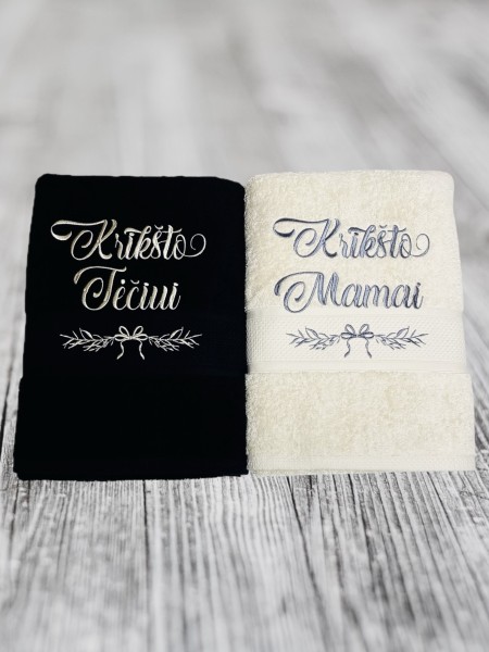 Siuvinėti rankšluosčiai krikštatėviams